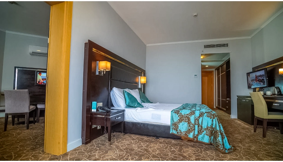 هتل گرند بلیش کوش آداسی